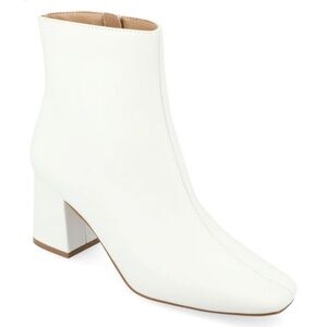 NEW Journee white vegan leather festival heel ankle booties women size 7.5